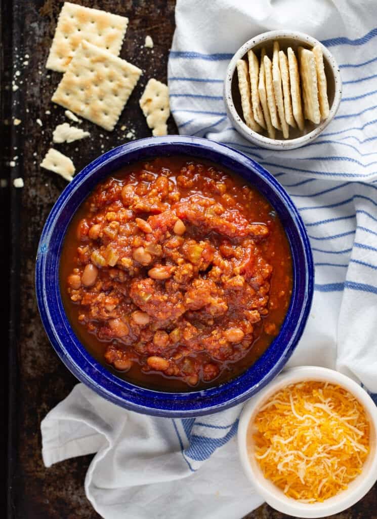 Copycat Wendy's Chili in a bowl with crackers