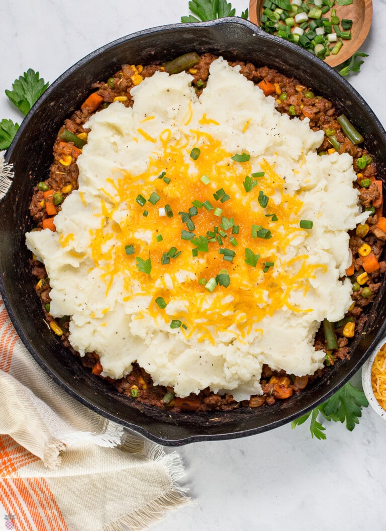 Easy No-Bake Shepherd’s Pie Recipe in a Skillet