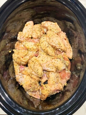 Easy Chinese Salt and Pepper Chicken Wings raw in crockpot