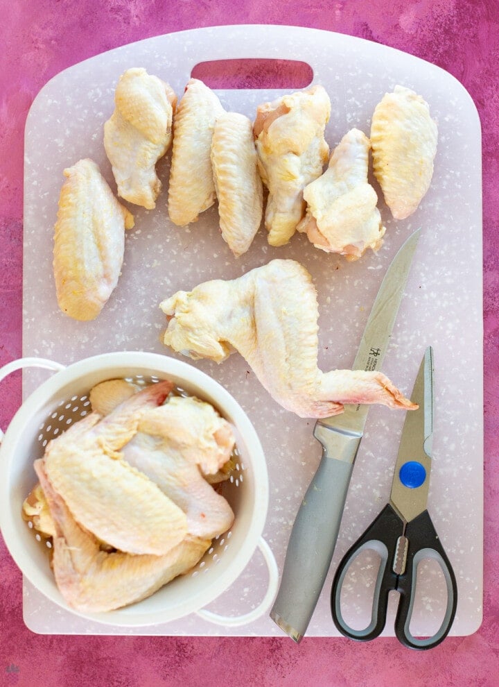 How To Cut Chicken Wings StepByStep Guide & Tips Intentional
