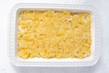 pineapple spread on cream cheese filling