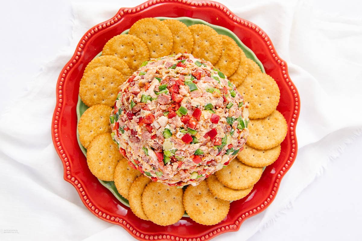 Jalapeno Popper Cheese Ball (Easy Make-Ahead Appetizer)