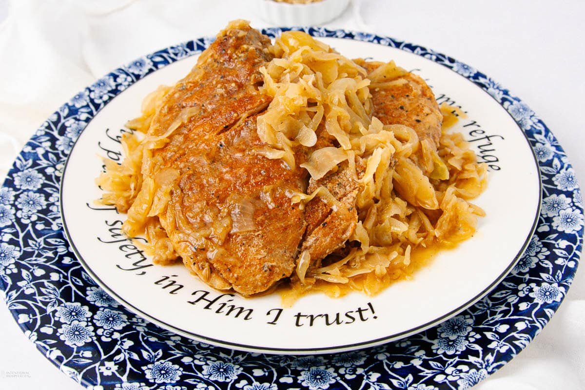 Crock Pot Pork Chops and Sauerkraut With Gravy