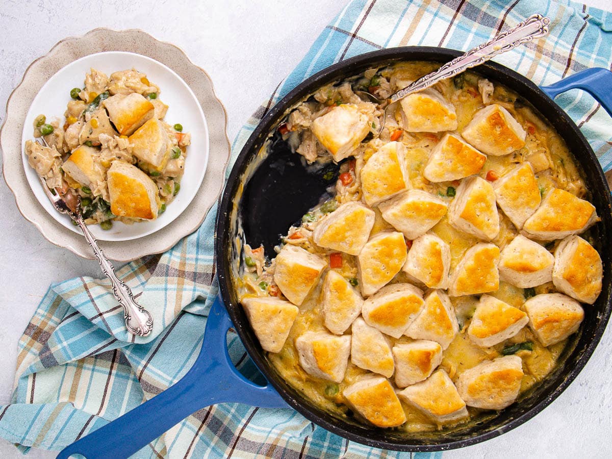 Creamy Chicken and Biscuit Casserole (Easy One-Skillet Dinner)